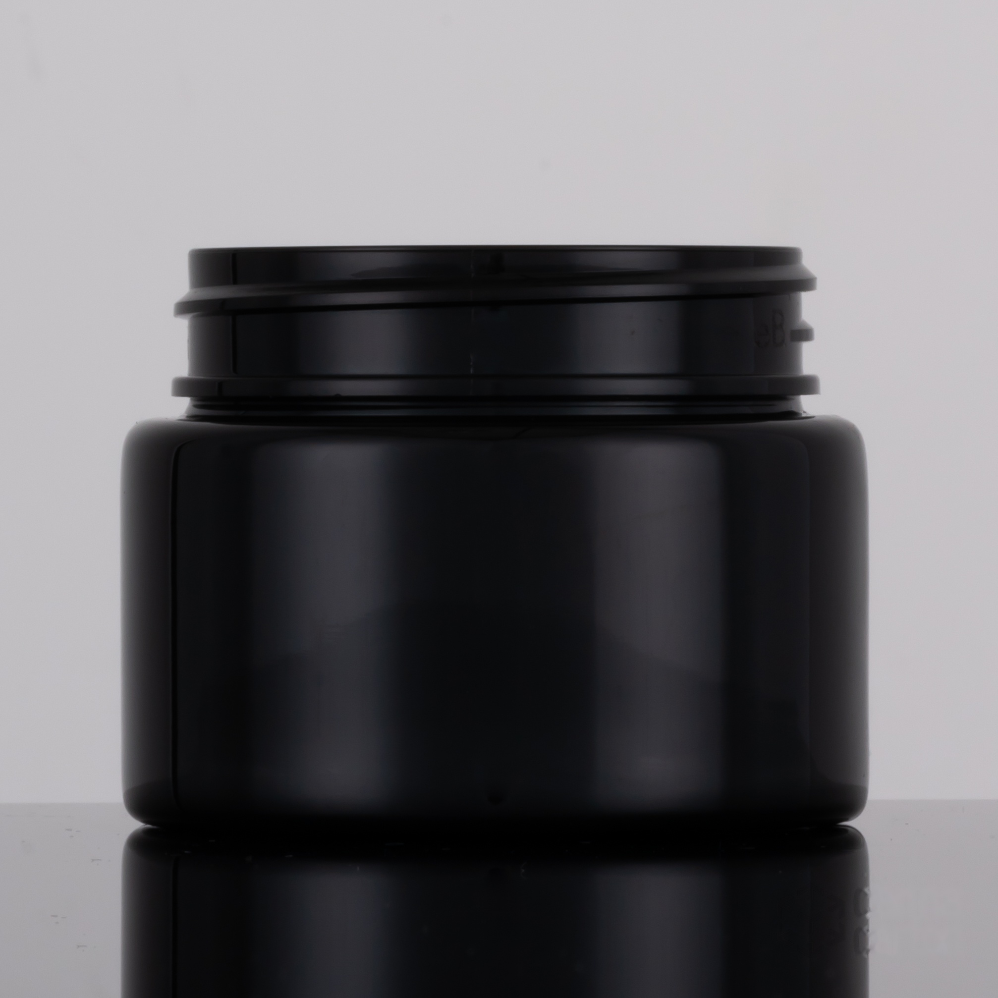 20 dram Straight Sided Plastic Jar – Black